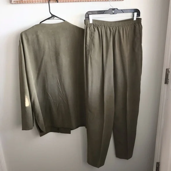 Saks Fifth Avenue Real Clothes 100% Silk Top & Slacks Set Size L See Desc/Measur - Picture 10 of 10
